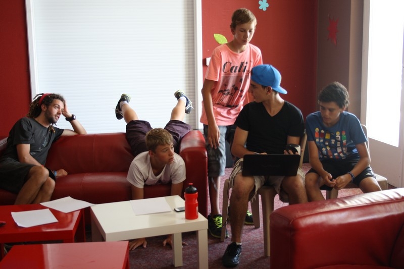 Village Camps International Summer Camp Leysin, Switzerland 2025-08-09 https://www.villagecamps.com/journals_admin/images/699-34-inter prep (48).jpg